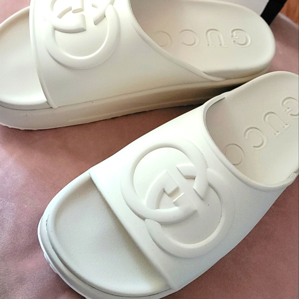 Gucci Platform Sandals Style ‎692845 JF000 9110